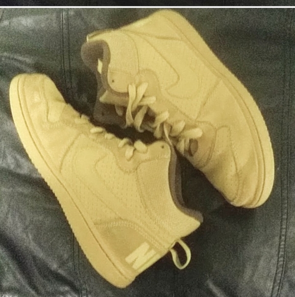 Nike Court borough mid rise - Picture 3 of 5